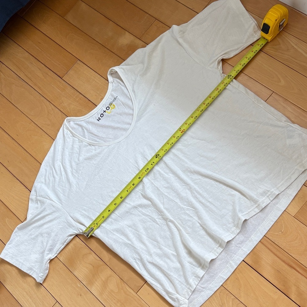 KOTO OVERSIZED V NECK TEE